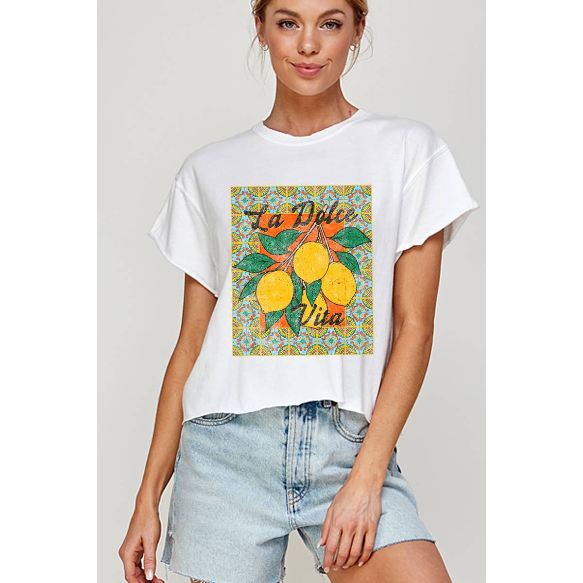 LA DOLCE VITA VINTAGE GRAPHIC CROP TOP