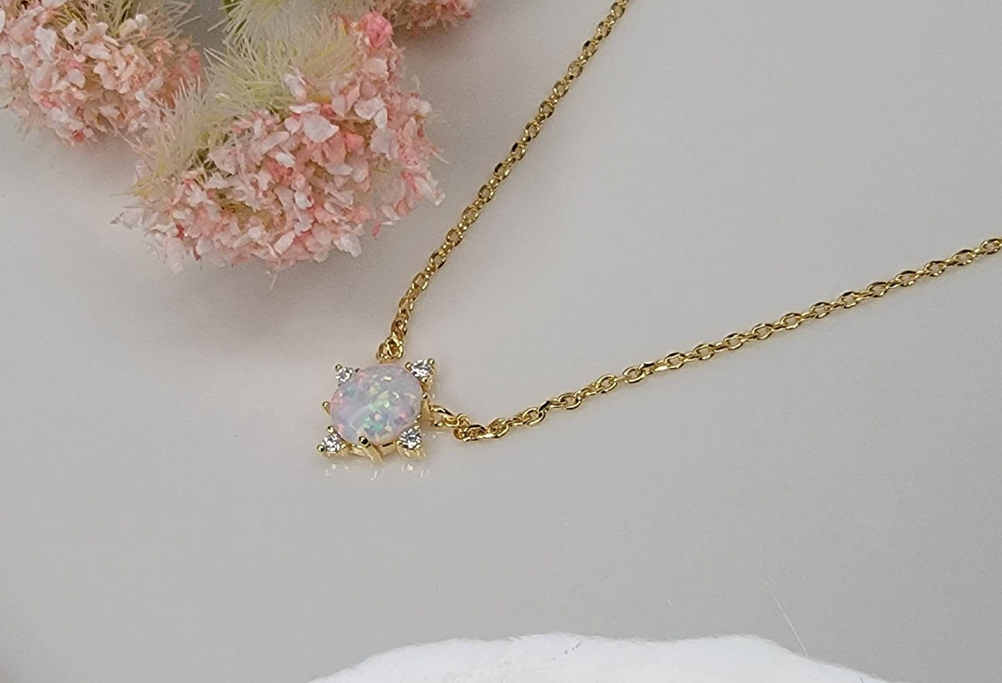 LAB GROWN OPAL STONE NECKLACE.