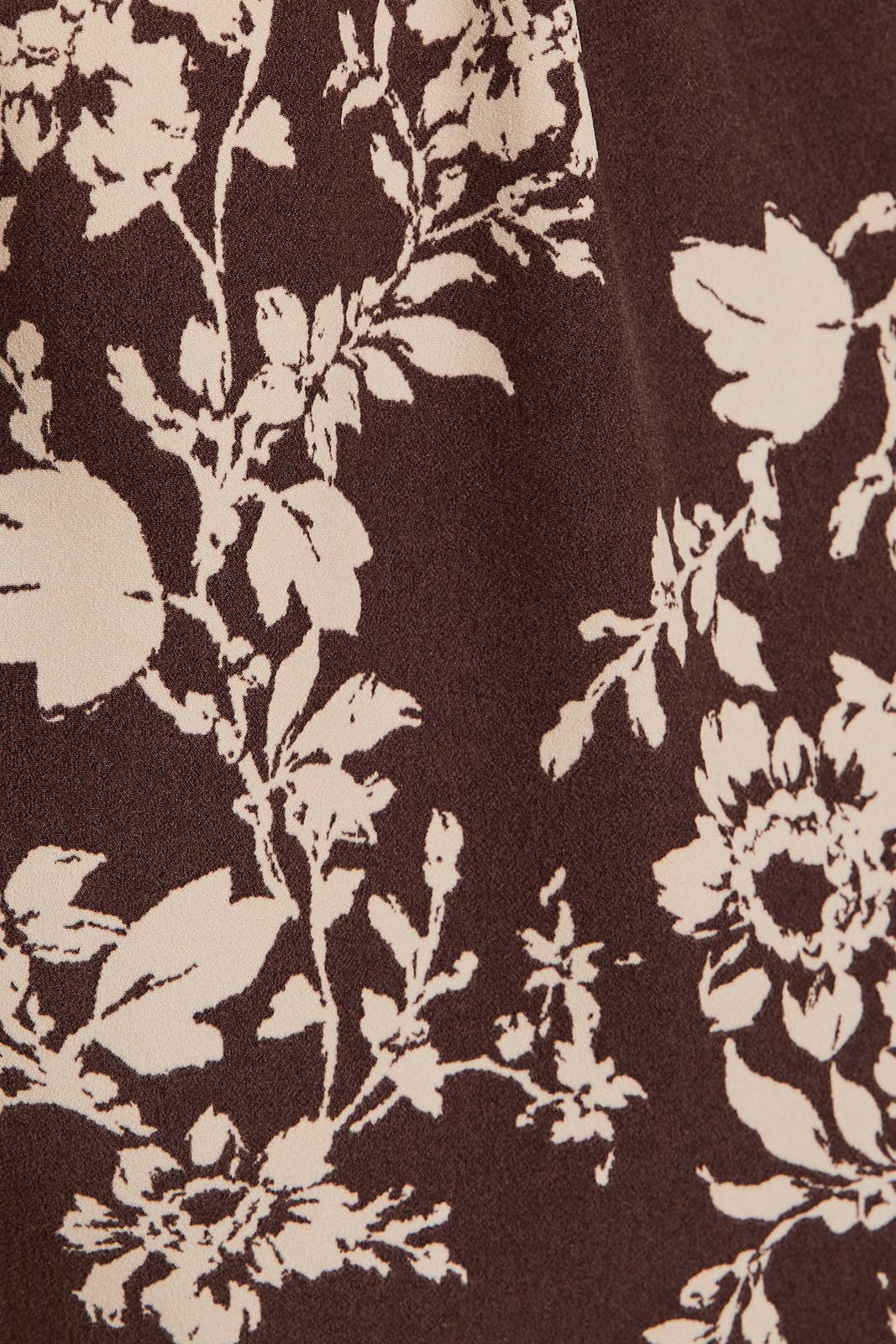 **PLUS** V-NECK FRONT TIE LONG SLEEVE FLARE HEM FLORAL TOP