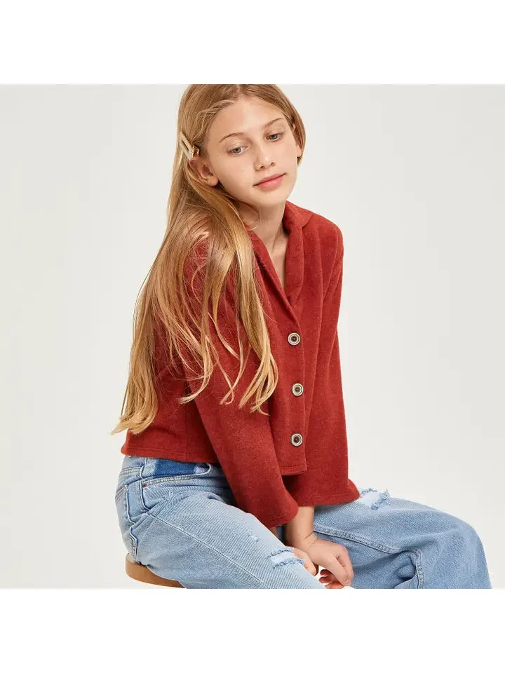 knit collar button.webp