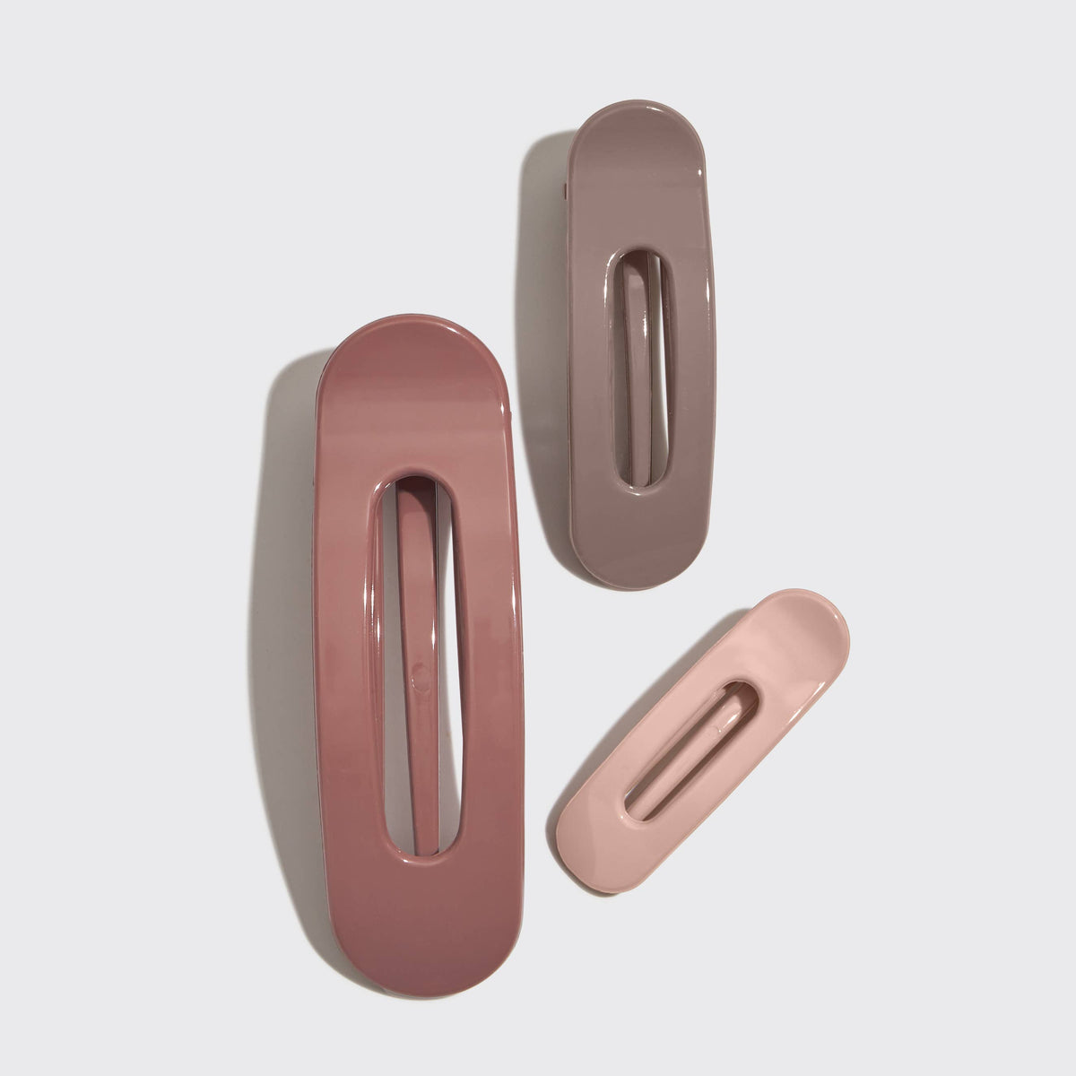 Lou Flat Lay Claw Clips