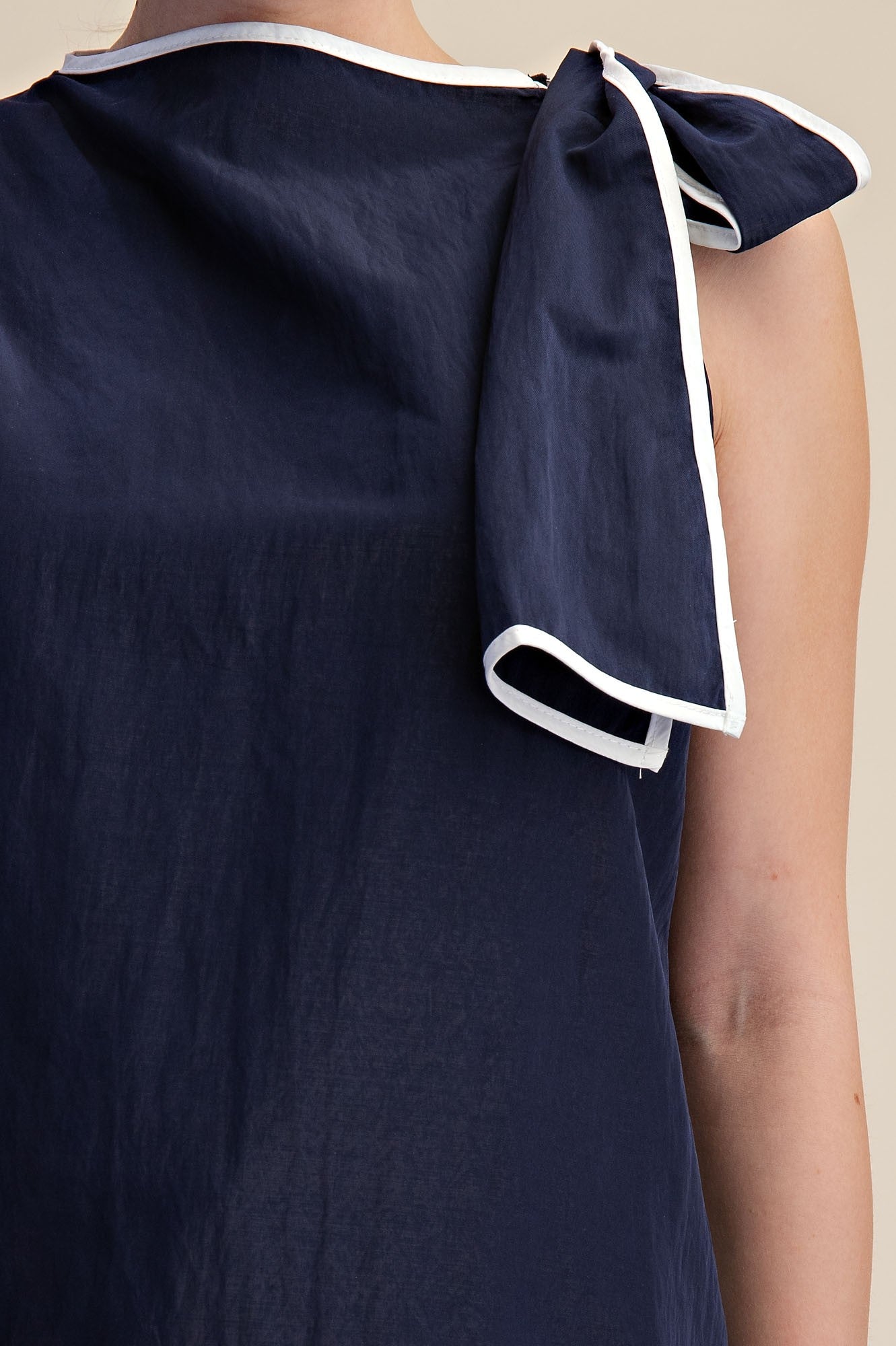 Audra Asymmetric Top