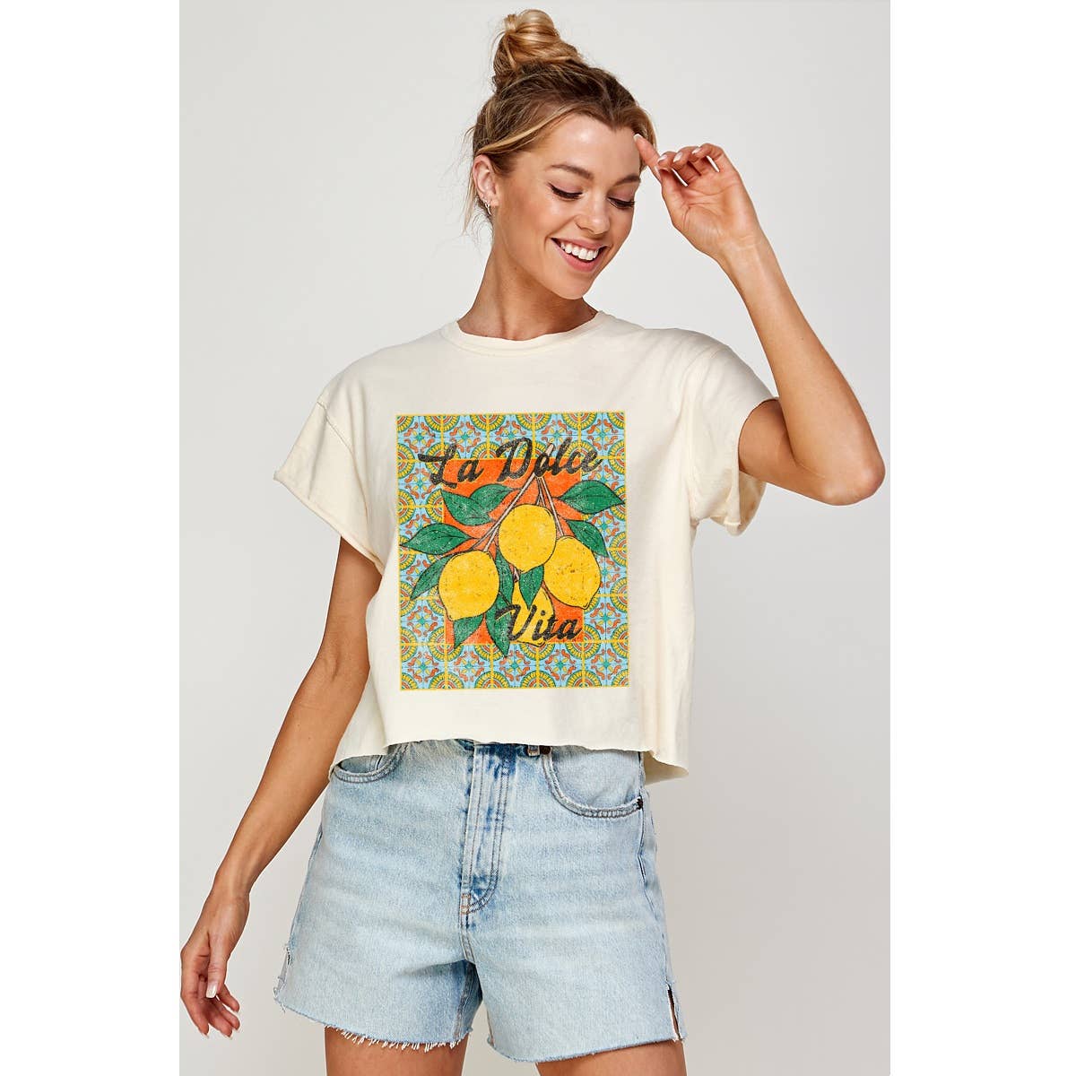 LA DOLCE VITA VINTAGE GRAPHIC CROP TOP