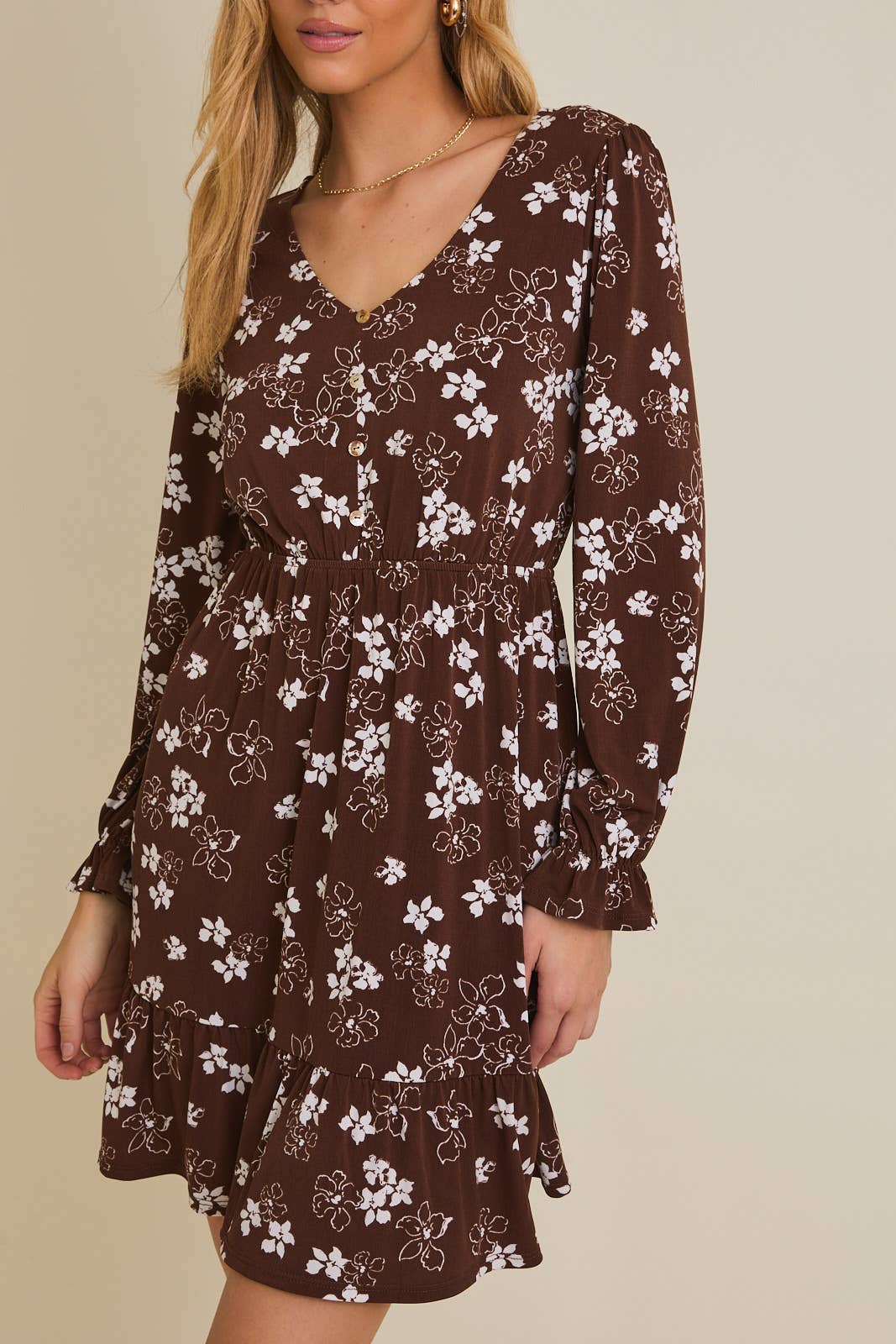 V-NECK LONG SLEEVE BUTTON DOWN FLORAL PRINT DRESS: BROWN-CREAM FLORAL / 1X