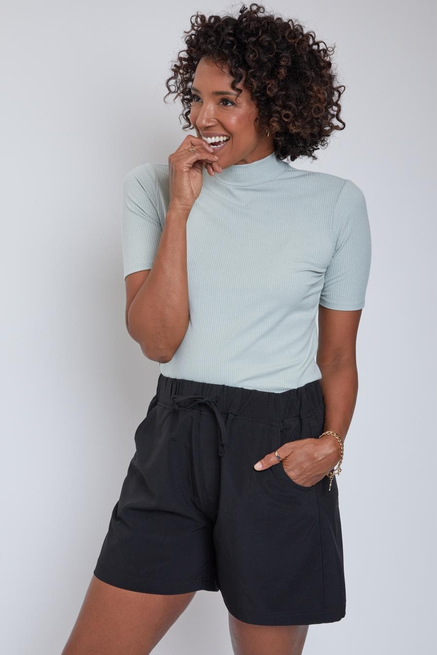 Gaia Shorts