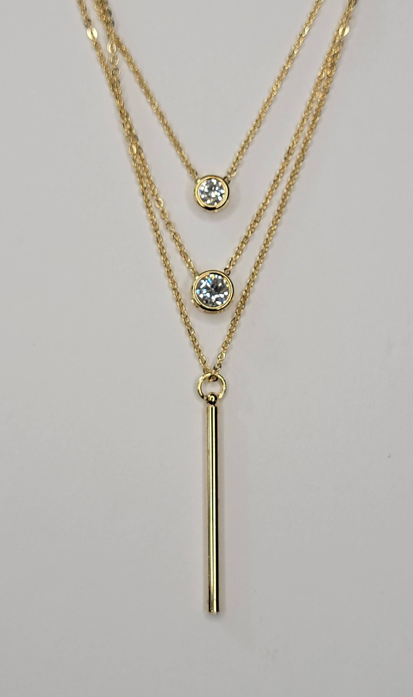 TRIPLE LAYERED NECKLACE.