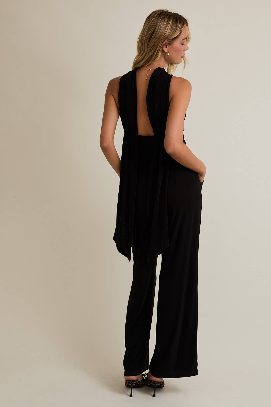 MOCK NECK SLEEVELESS WIDE LEG JUMPSUIT