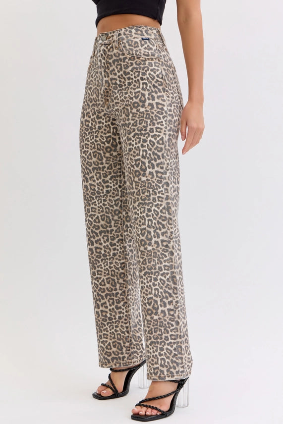 Lisa Leopard Dad Jeans