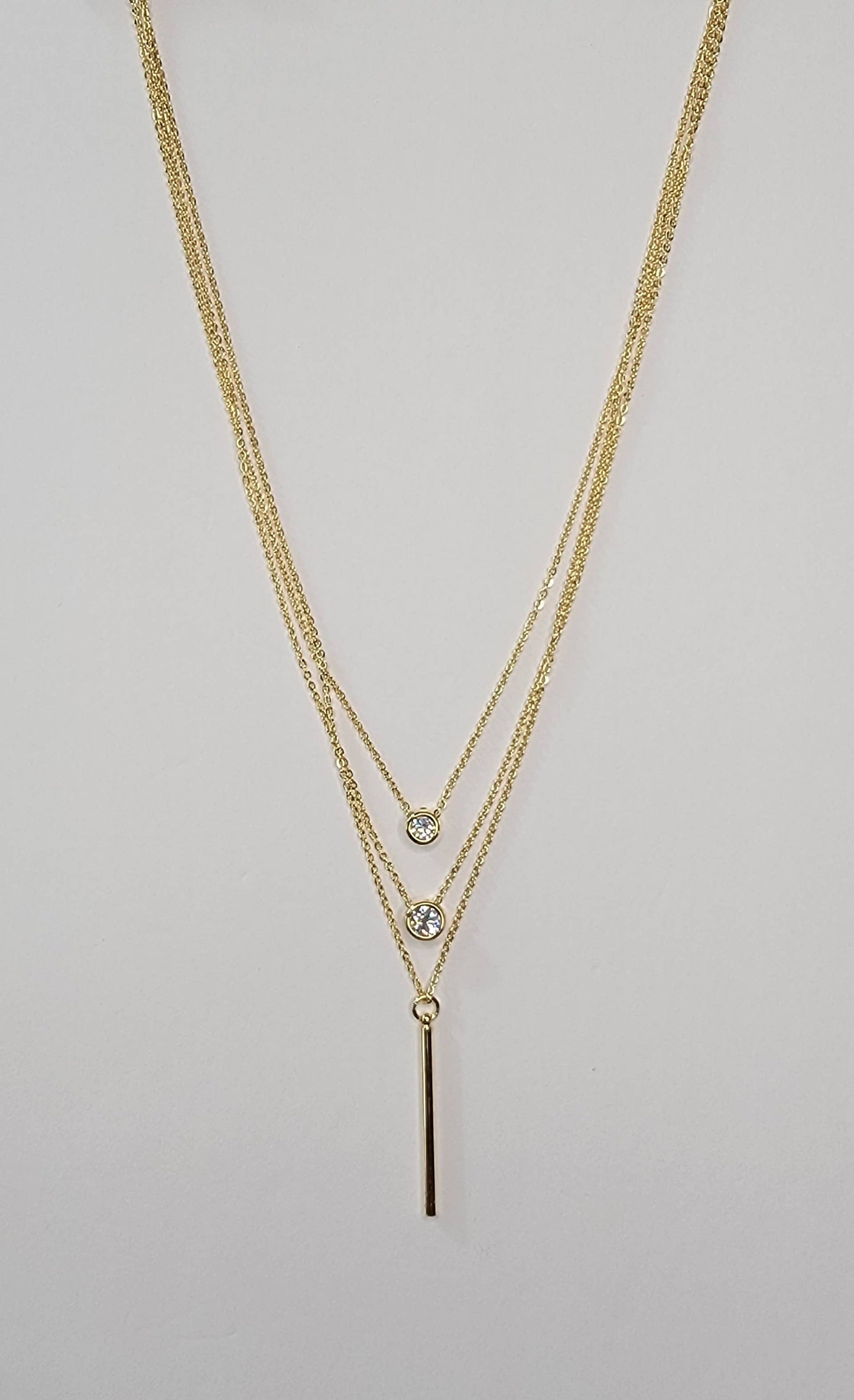 TRIPLE LAYERED NECKLACE.