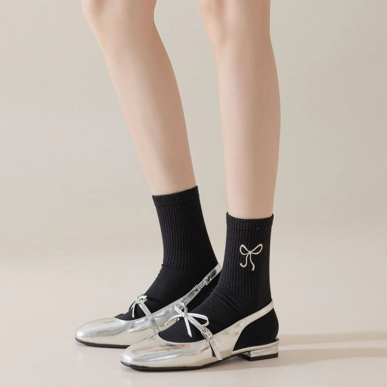 Embroidered Bow Socks