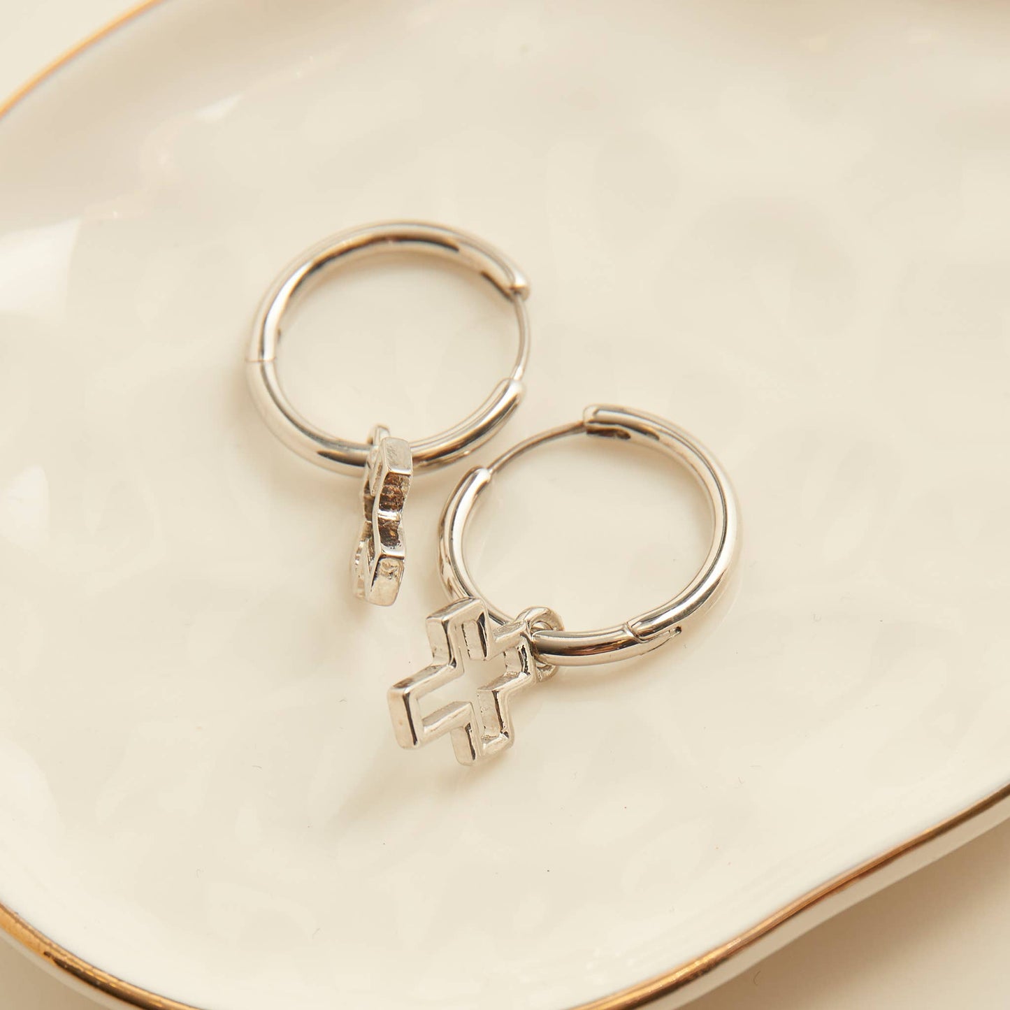 Cera Inspirational Frame Cross Earrings