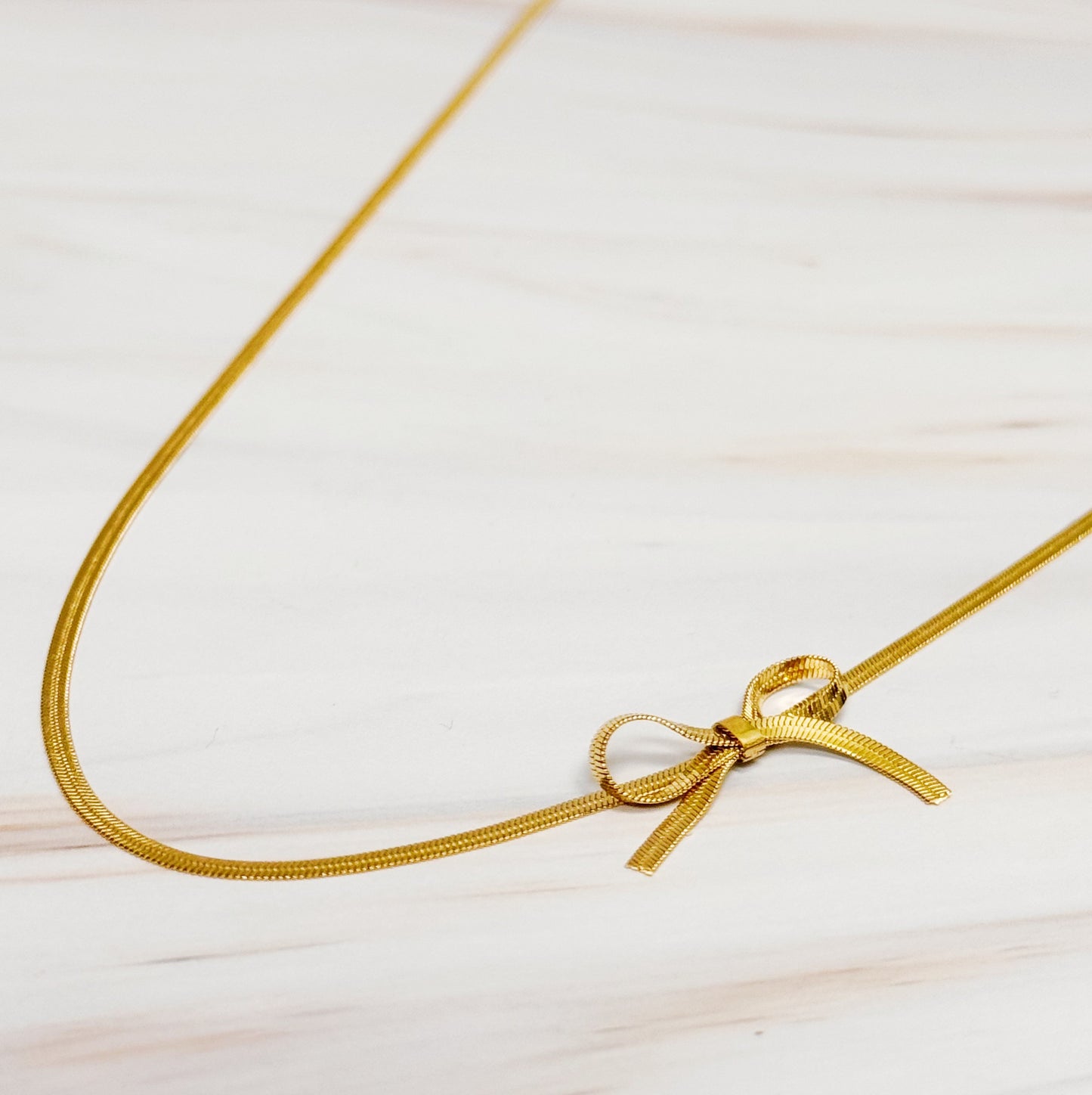 bow necklace.jpg